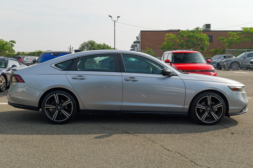 Used 2023 Honda Accord Sport image 8