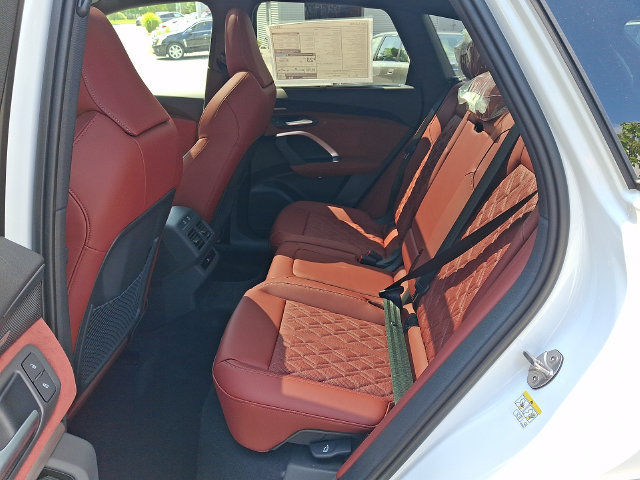 New 2026 Audi SQ5 Premium Plus AWD/4WD image 7