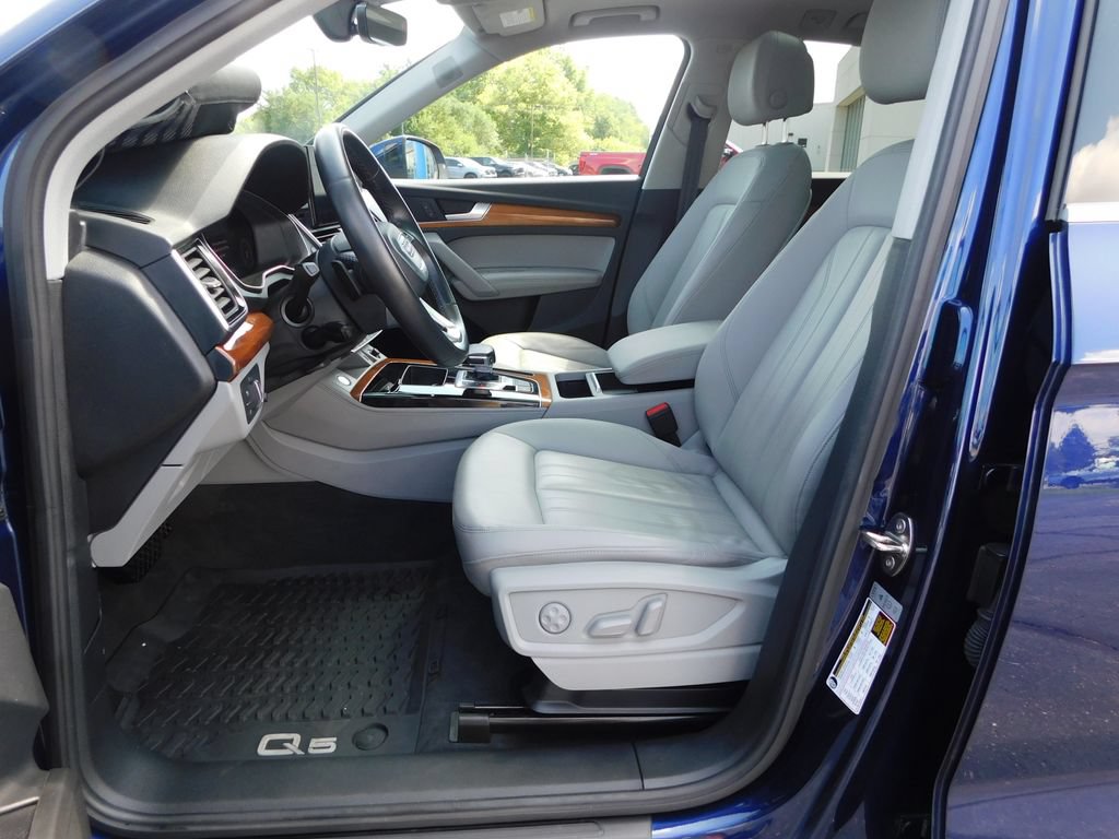 Used 2022 Audi Q5 2.0T Premium Plus AWD/4WD image 13