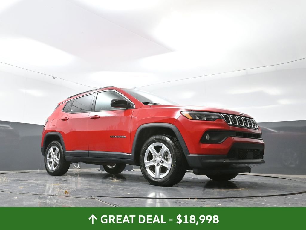 Used 2024 Jeep Compass Latitude image 52