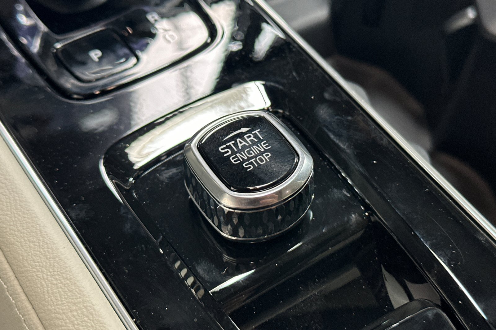 New 2027 Volvo XC90 T8 Ultra AWD/4WD image 26