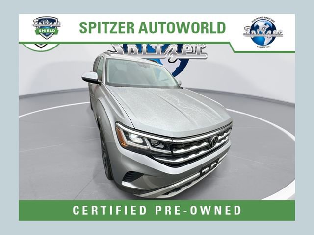 Used 2023 Volkswagen Atlas SE w/ Black Wheel Package