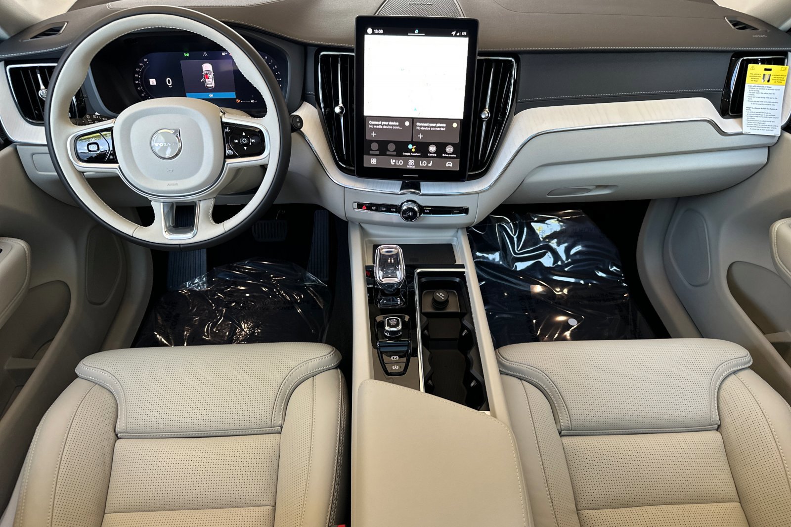 New 2026 Volvo XC60 B5 Ultra AWD/4WD image 11