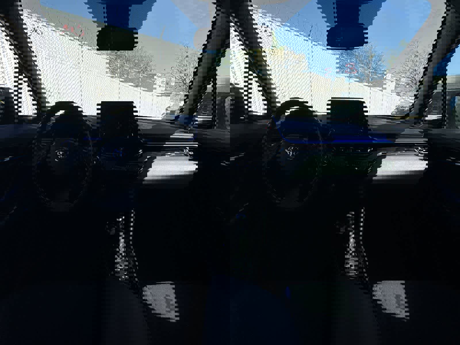 Used 2021 Toyota C-HR XLE image 21