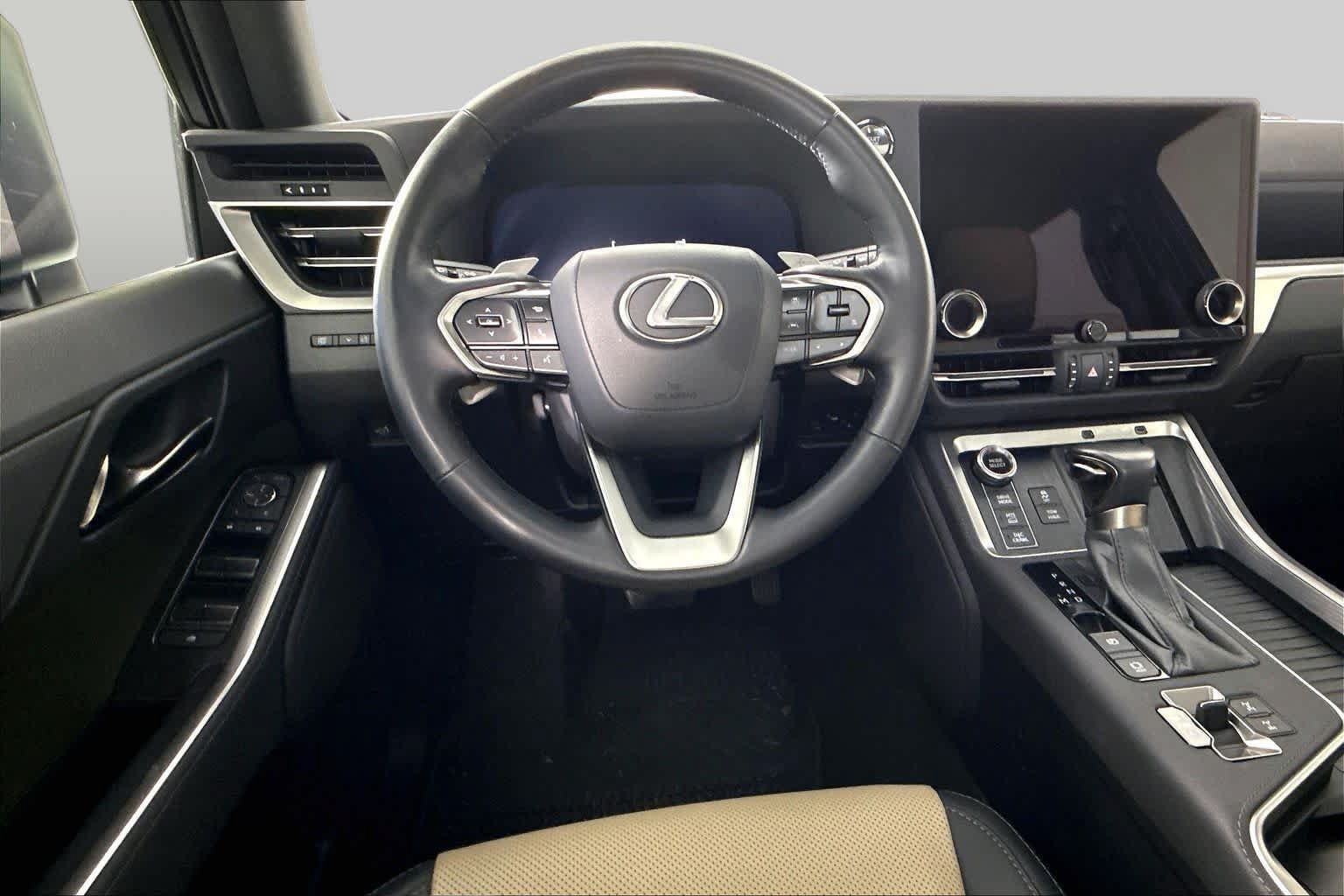 Used 2024 Lexus GX 550 AWD/4WD image 6