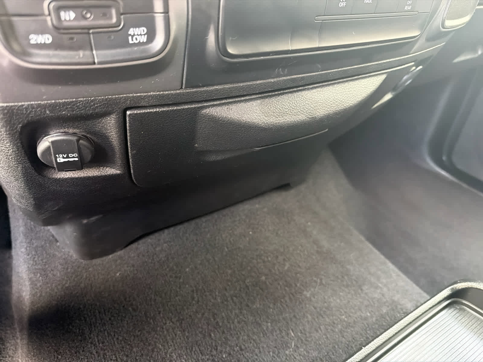 Used 2024 RAM 1500 Classic Warlock image 26