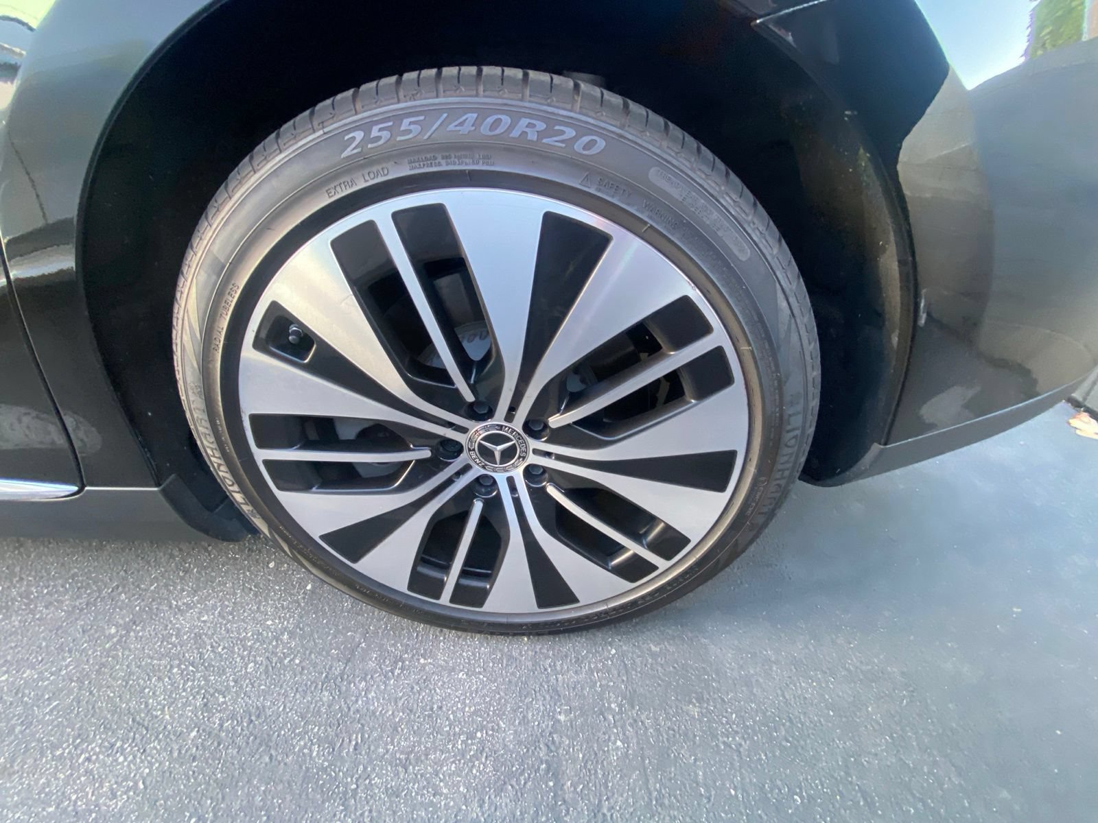 Used 2023 Mercedes-Benz EQE 500 4MATIC Sedan image 6
