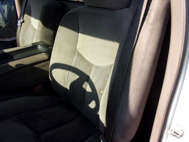 Used 2007 Chevrolet Silverado 2500 W/T image 15