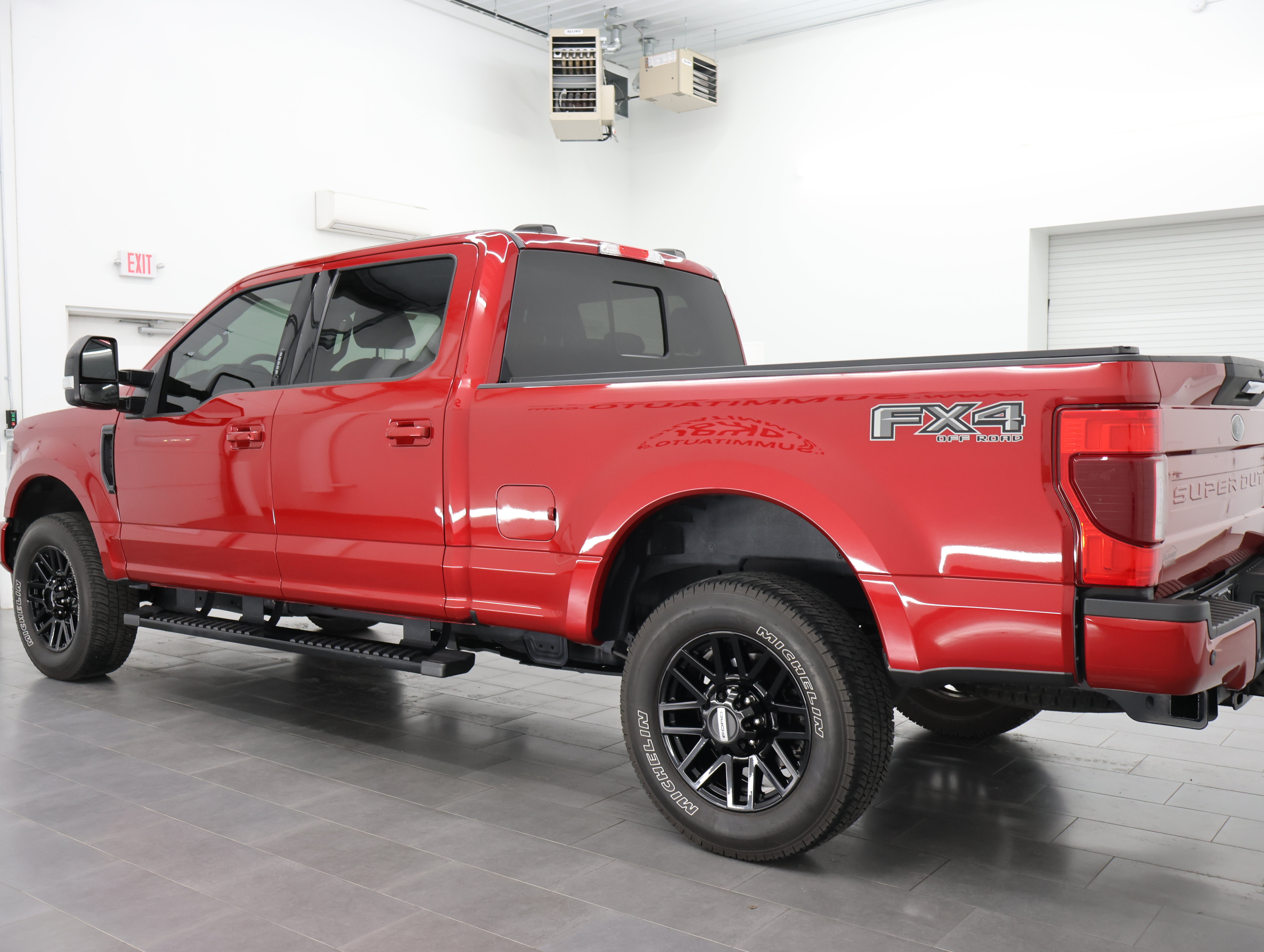 Used 2021 Ford F250 Lariat AWD/4WD image 6