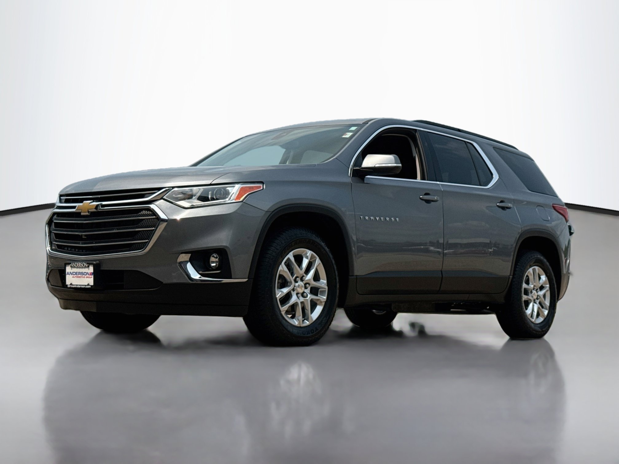 Used 2021 Chevrolet Traverse LT w/ LPO, Floor Liner Package AWD/4WD image 3