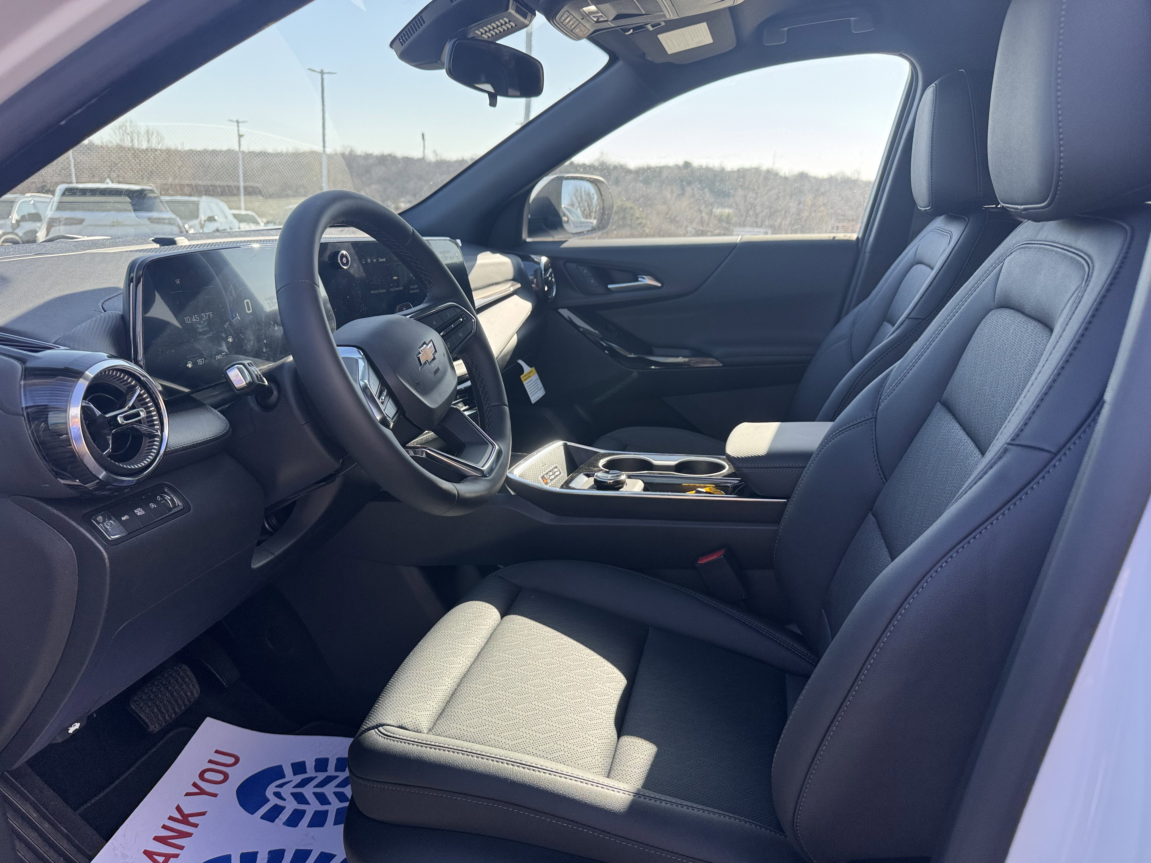 New 2026 Chevrolet Equinox LT w/ Convenience Package II image 11