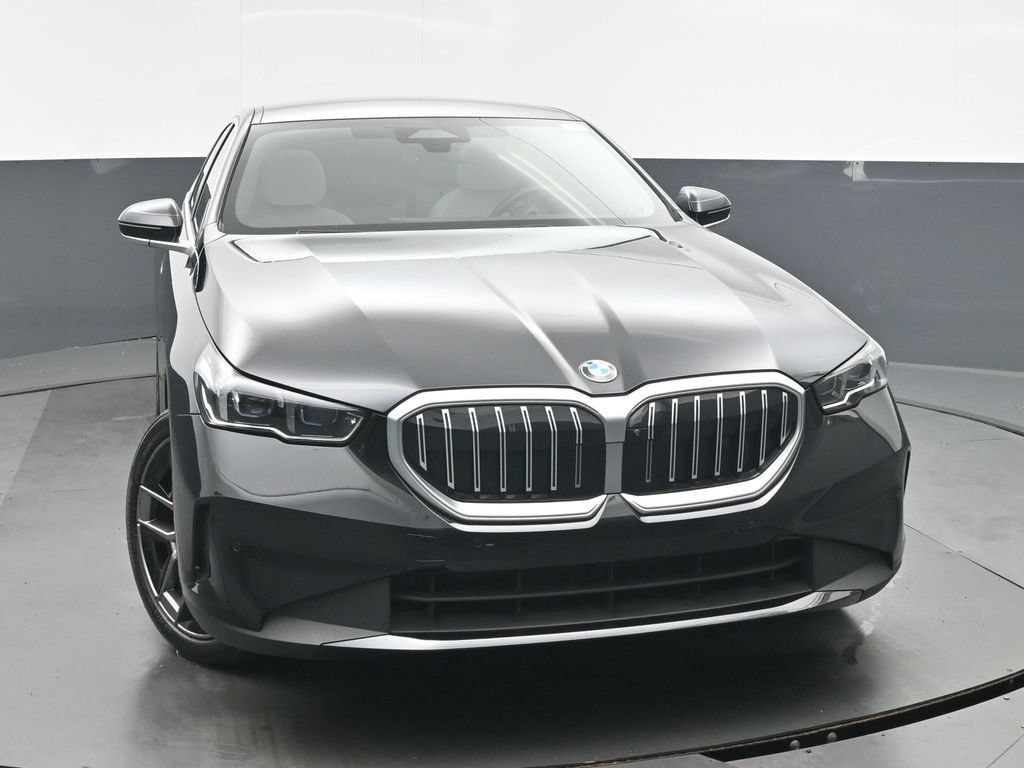 Used 2026 BMW 530i xDrive w/ Executive Package AWD/4WD image 8