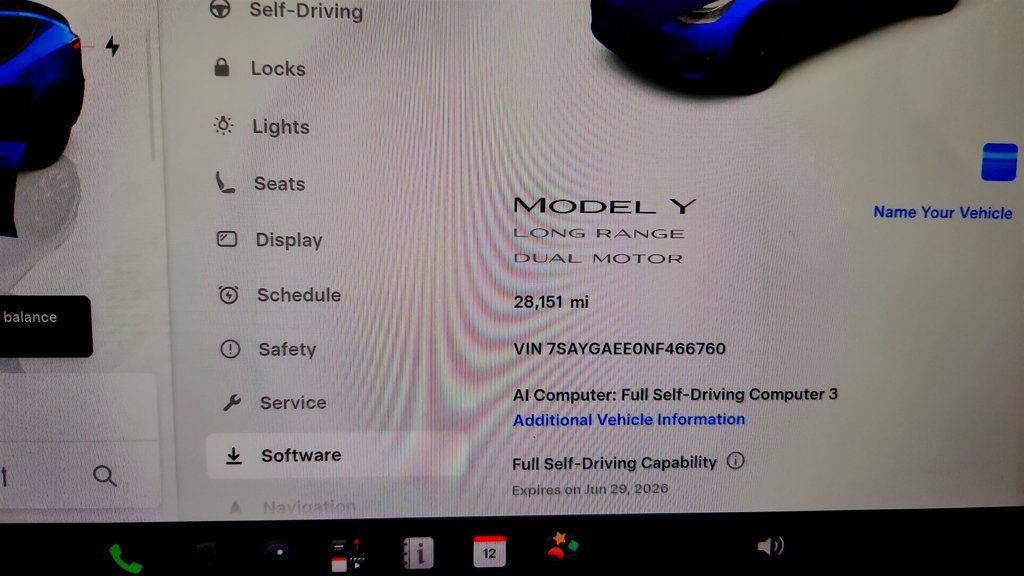 Used 2022 Tesla Model Y Long Range AWD/4WD image 15