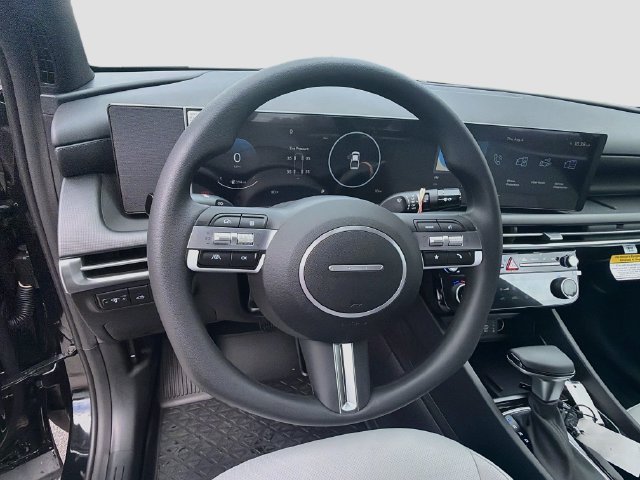 New 2026 Hyundai Santa Cruz SEL FWD image 11