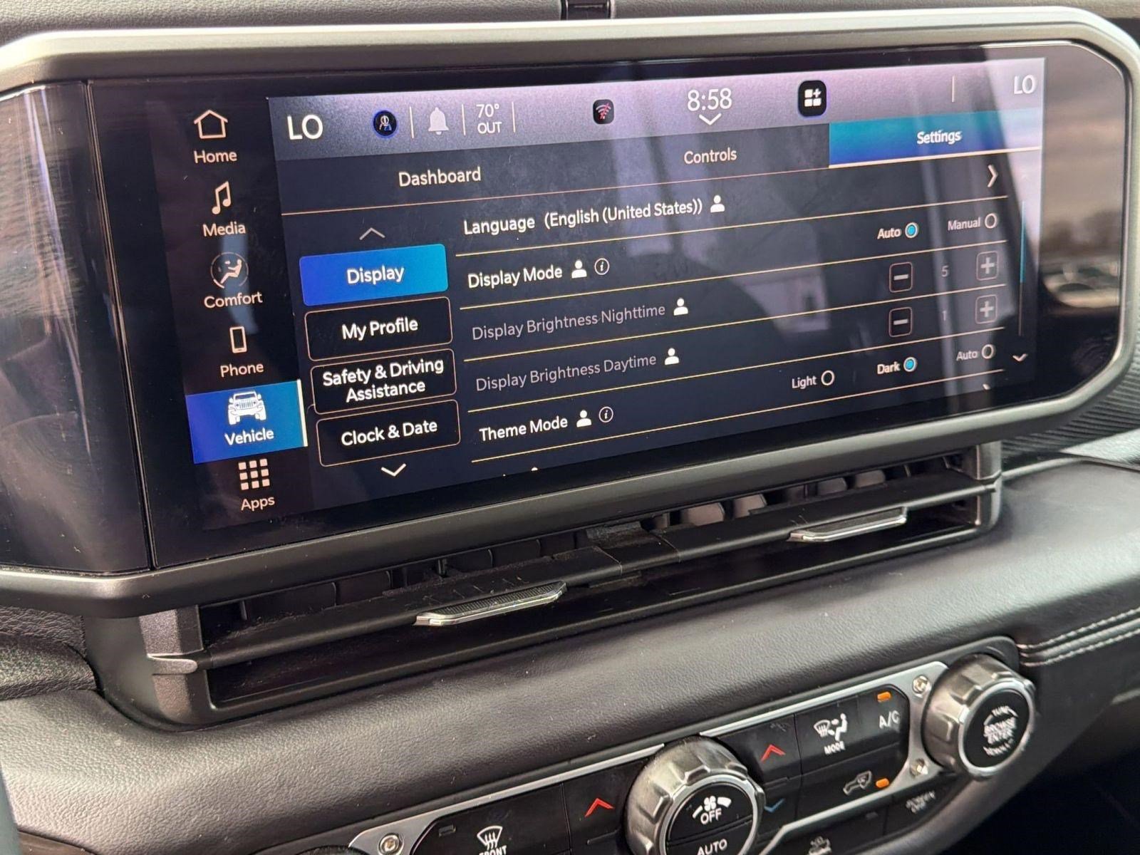 Used 2025 Jeep Wrangler Unlimited Rubicon image 25