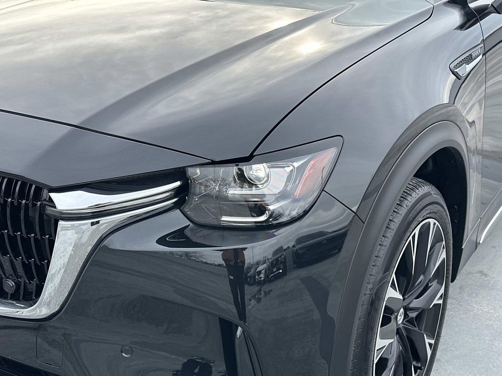Certified 2025 MAZDA CX-90 Plug-In Hybrid w/ Premium Plus image 9