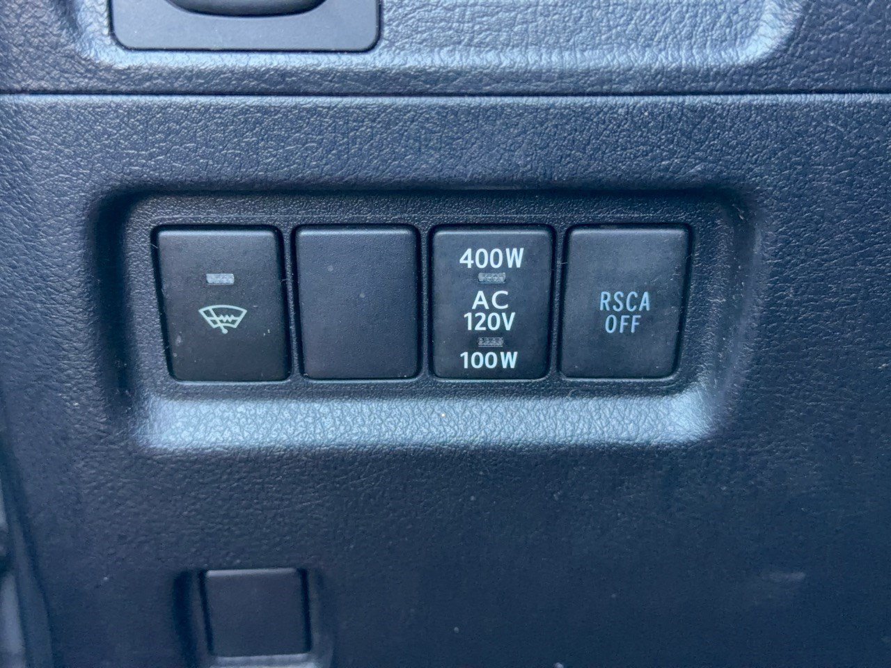 Used 2011 Toyota 4Runner Limited AWD/4WD image 32