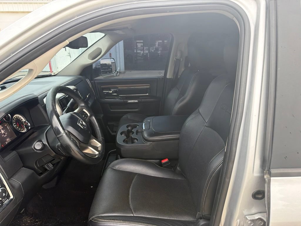 Used 2017 RAM 2500 Laramie AWD/4WD image 9