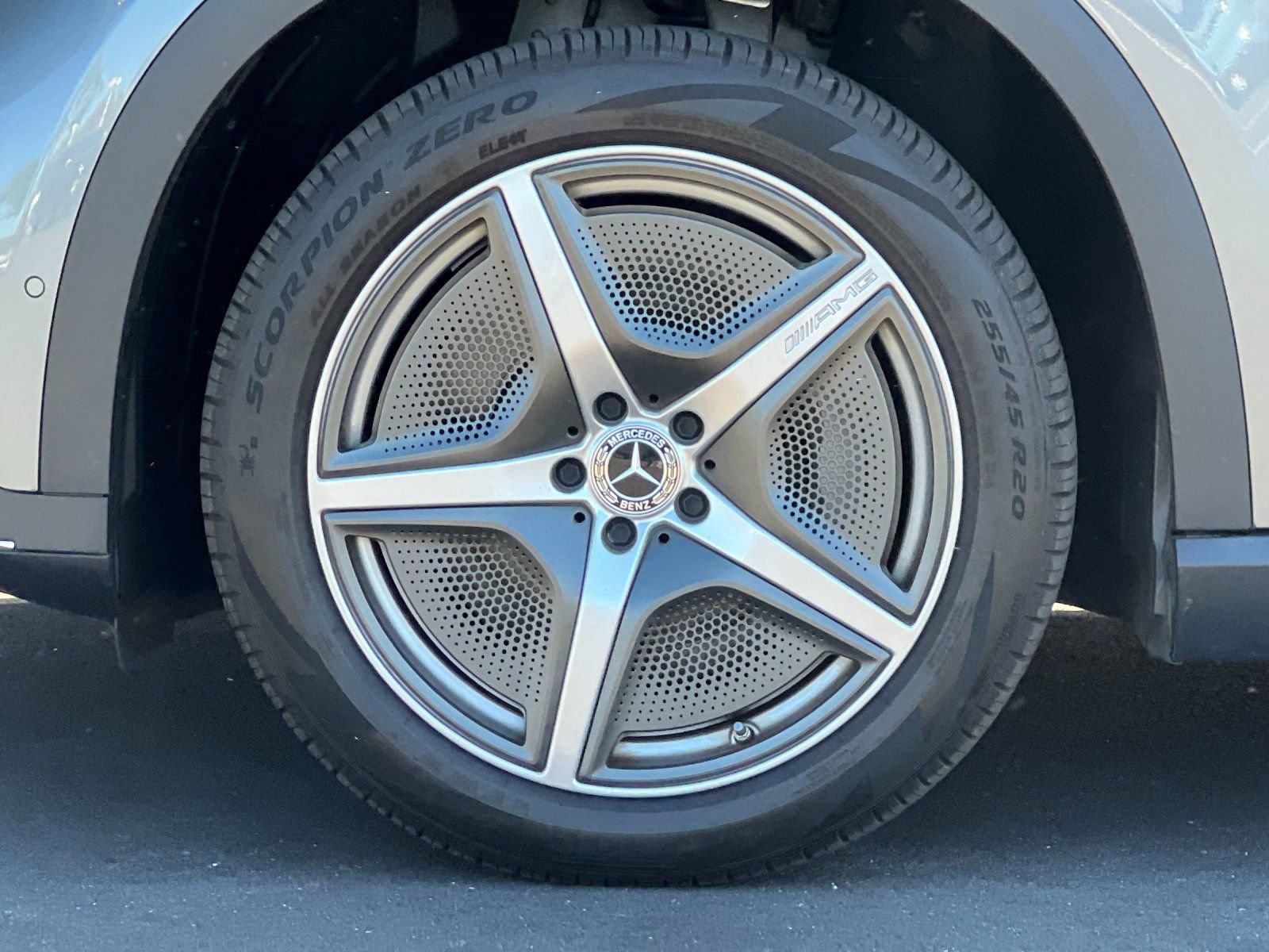 Used 2023 Mercedes-Benz EQE 350+ SUV w/ AMG Line Exterior Package image 27