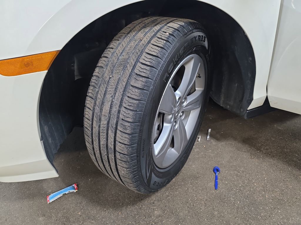 Used 2019 Honda Odyssey EX-L image 32