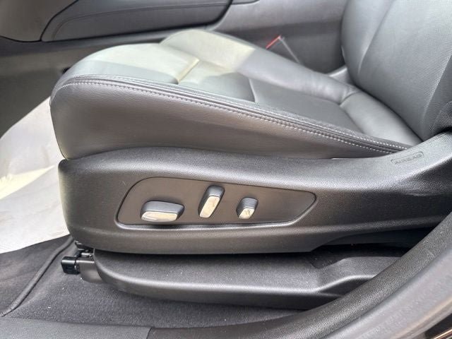 Used 2024 Cadillac XT6 Premium Luxury FWD image 11