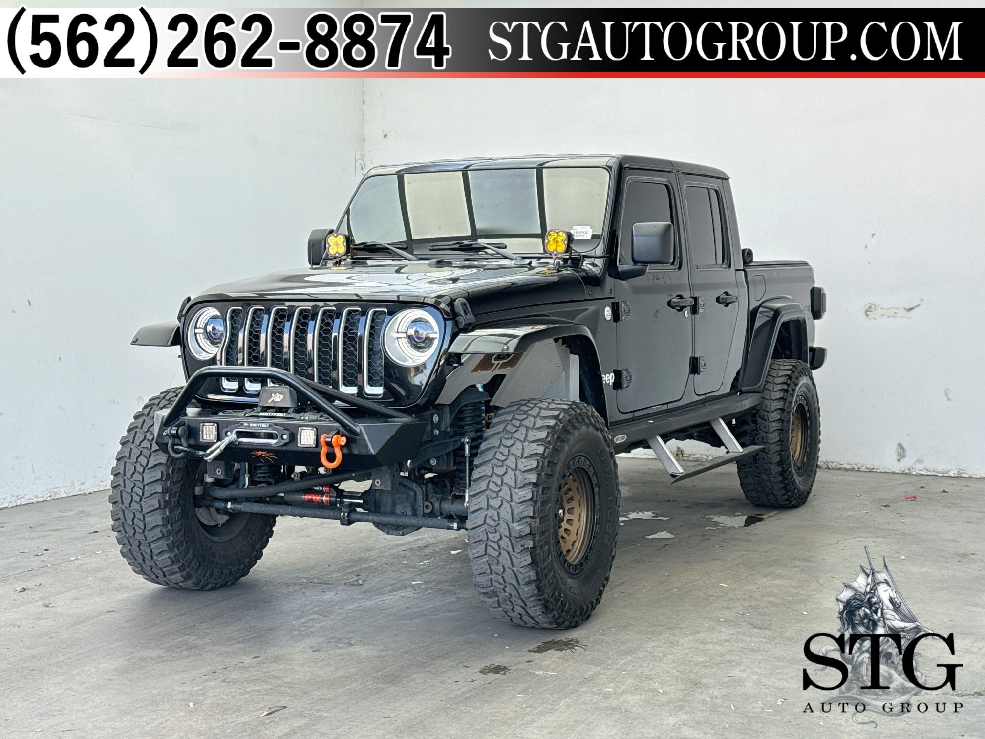 Used 2020 Jeep Gladiator Overland AWD/4WD image 1