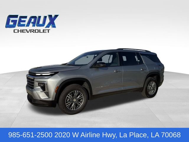 Used 2025 Chevrolet Traverse LT image 1