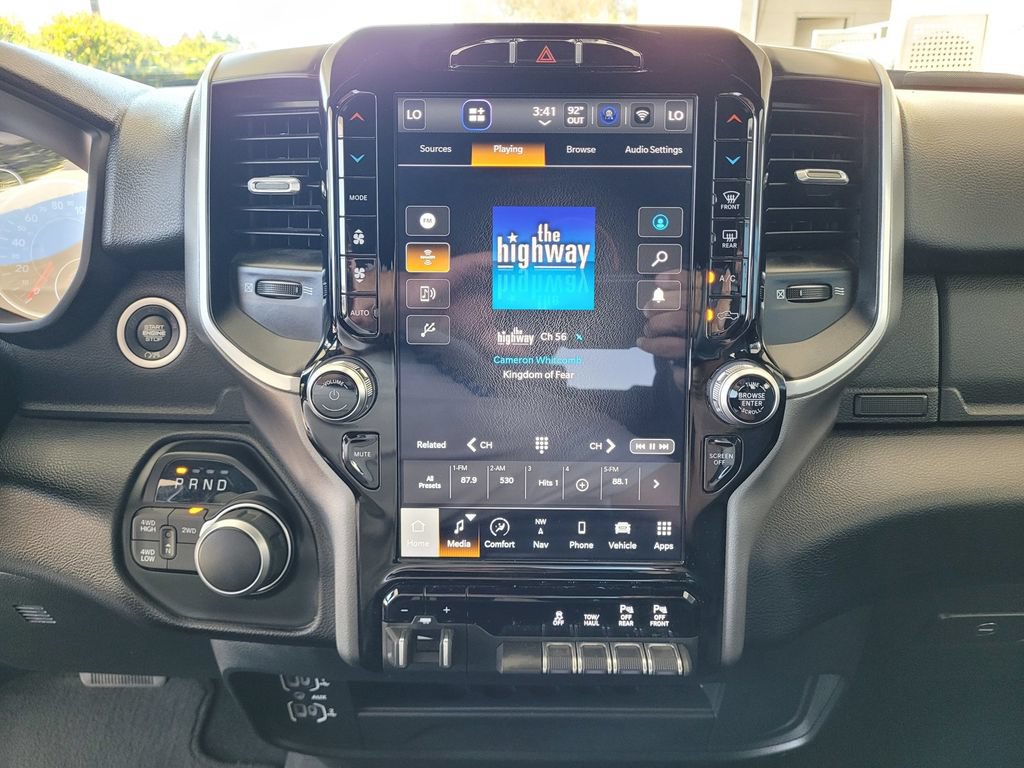 Used 2024 RAM 2500 Big Horn w/ Sport Appearance Package AWD/4WD image 11