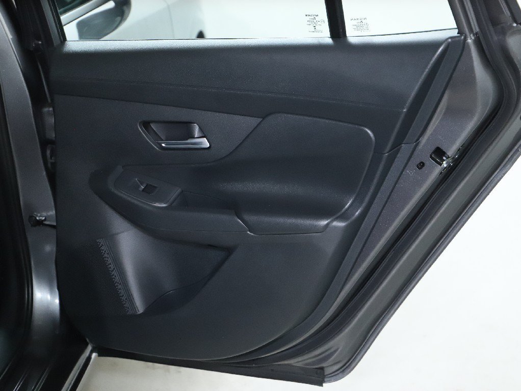 Certified 2026 Nissan Sentra SV w/ SV Convenience Package FWD image 31