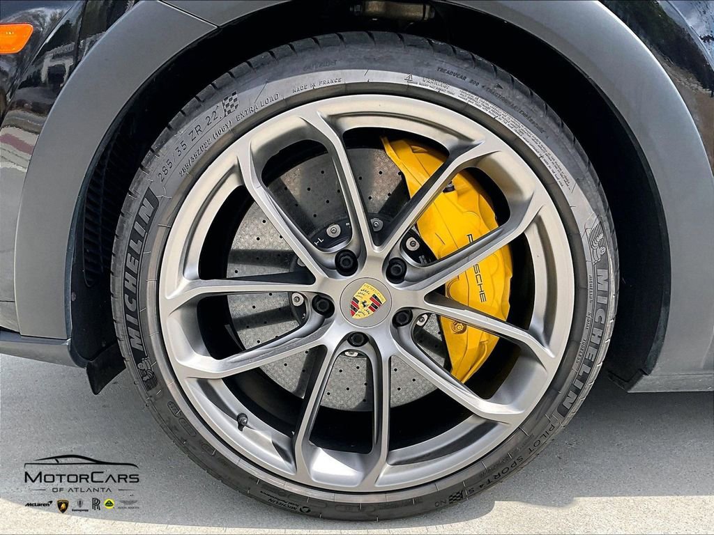 Used 2022 Porsche Cayenne Turbo GT image 10