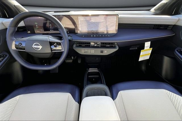 New 2026 Nissan Leaf Platinum+ w/ Cargo Package (Platinum+) image 5