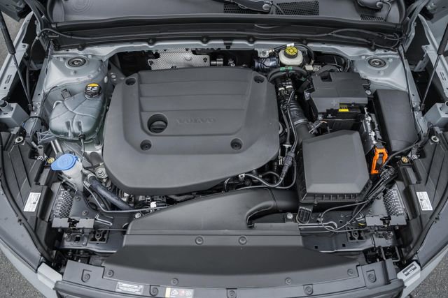 New 2026 Volvo XC40 B5 Ultra w/ Protection Package Premier image 20