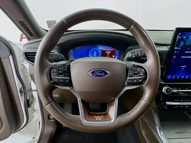 Used 2022 Ford Explorer King Ranch RWD image 12