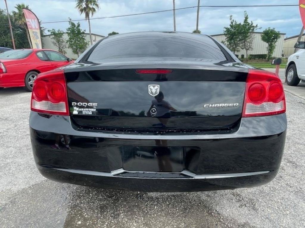 Used 2010 Dodge Charger SE image 5