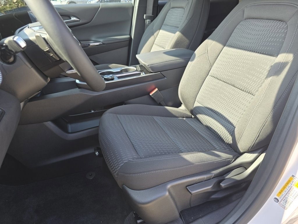 New 2026 Chevrolet Equinox LT image 16