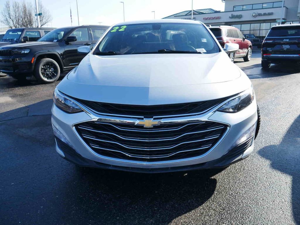 Used 2022 Chevrolet Malibu LT image 3