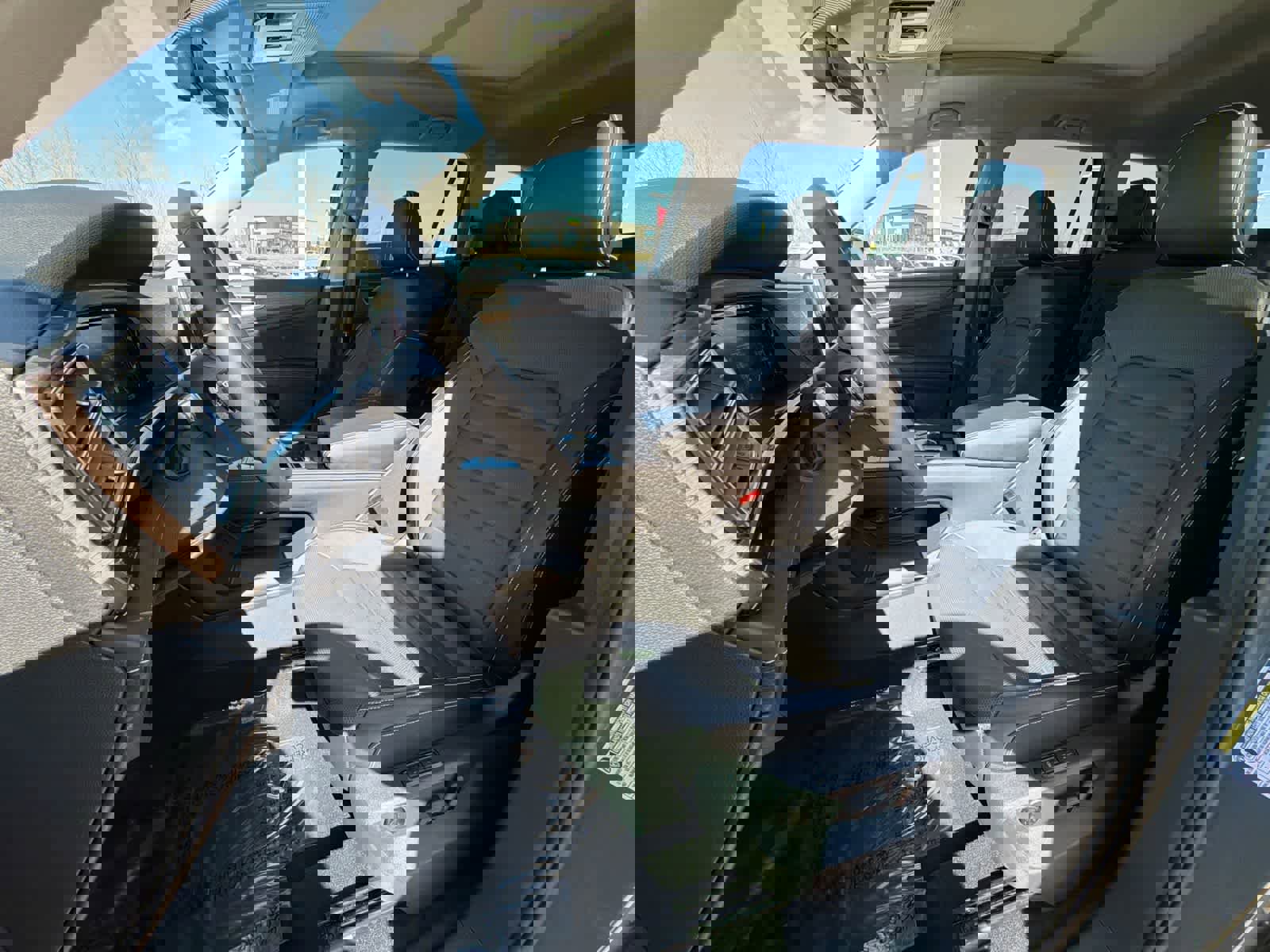 Used 2025 Volkswagen Atlas SEL image 11