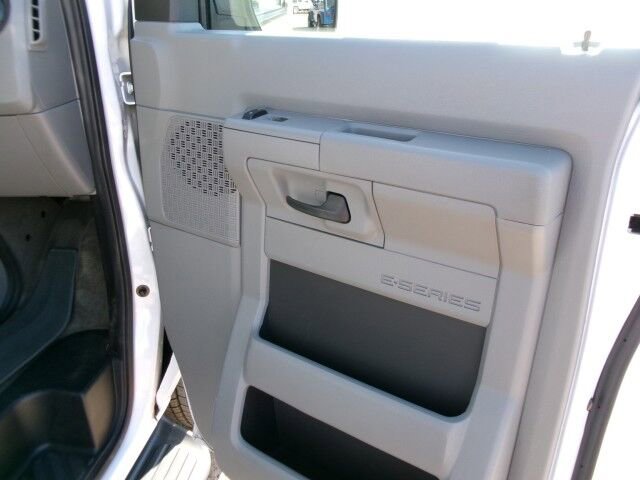 Used 2013 Ford E-350 and Econoline 350 XLT RWD image 14