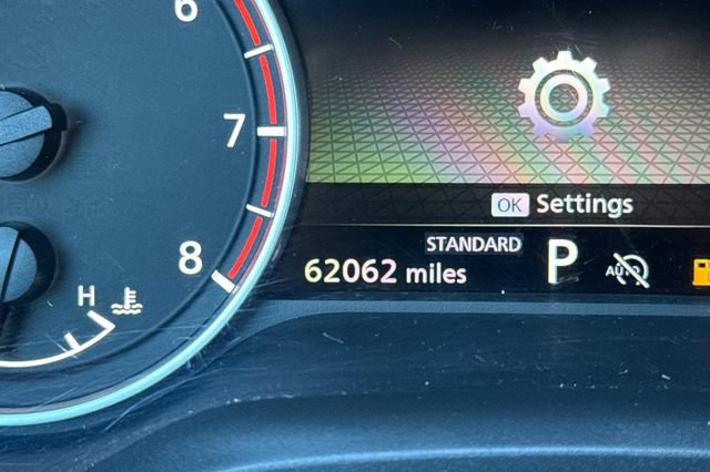 Used 2024 Nissan Rogue SV FWD image 42