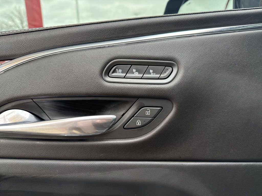 Used 2021 Cadillac Escalade ESV Premium Luxury w/ Driver Assist Tech Package image 12