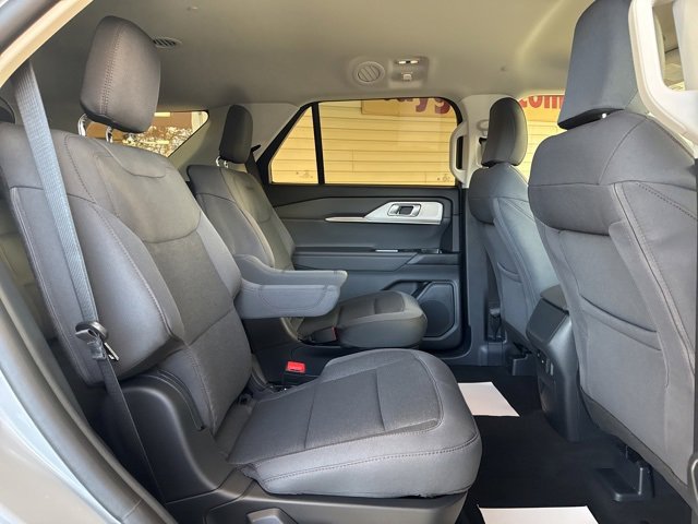 New 2026 Ford Explorer Active image 5