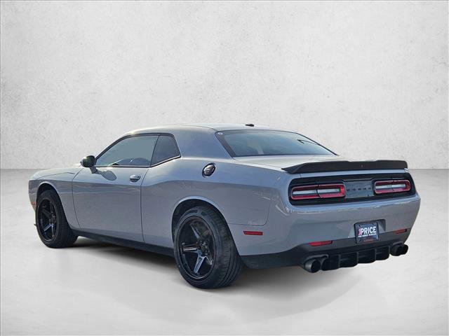 Used 2021 Dodge Challenger SXT w/ Blacktop Package image 8