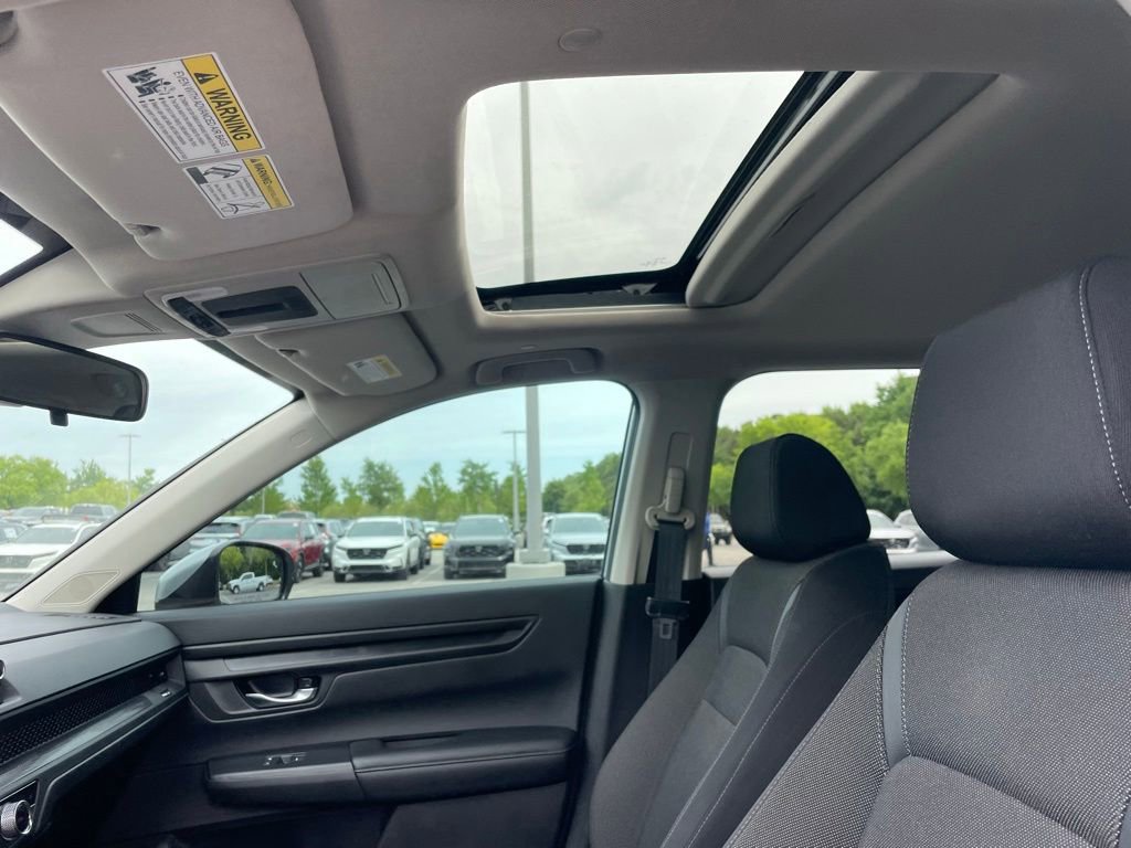 Certified 2025 Honda CR-V EX image 28