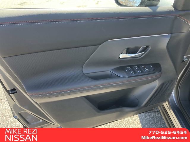 New 2026 Nissan Kicks SR FWD image 11