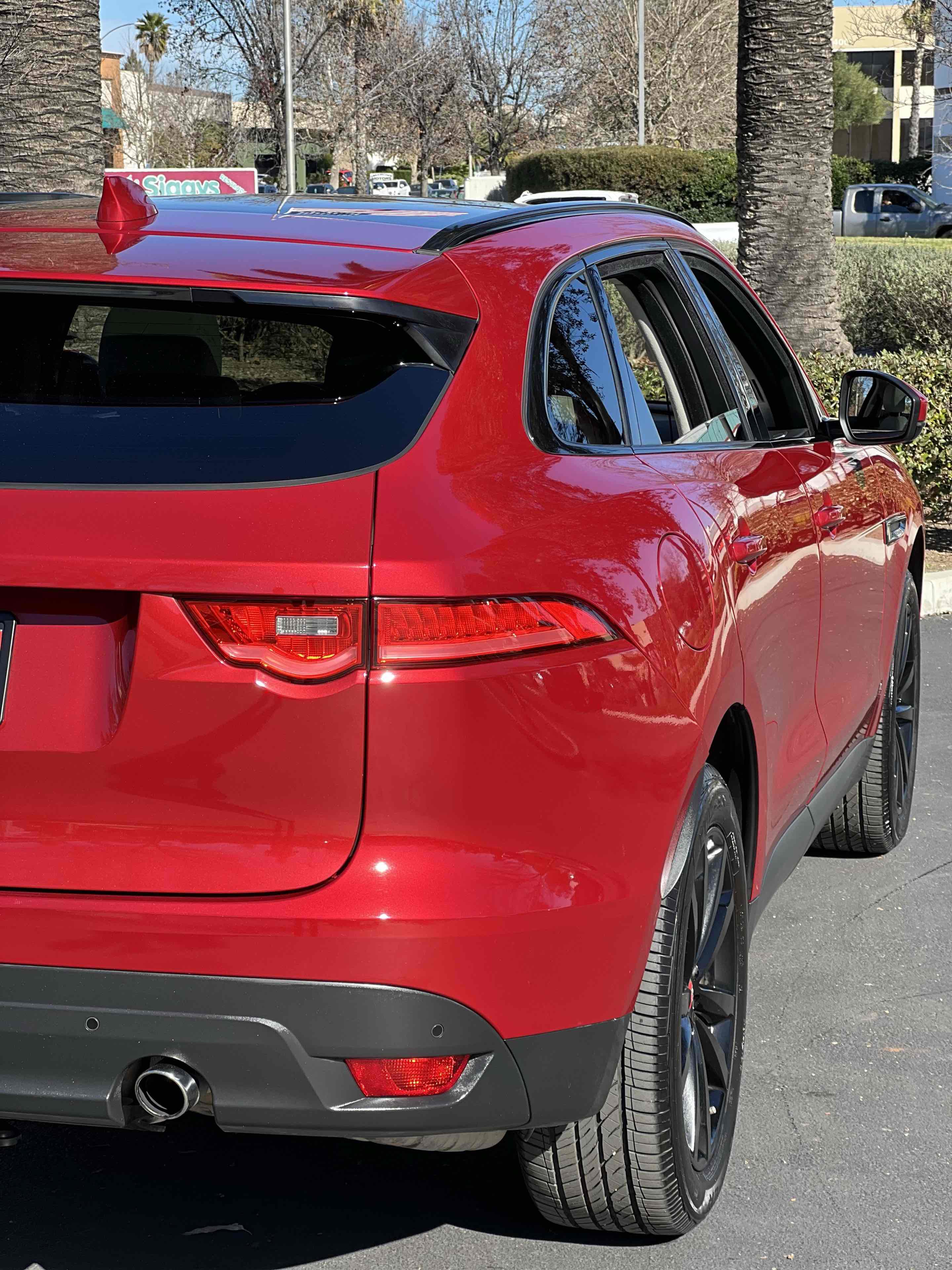 Used 2019 Jaguar F-PACE Prestige image 55