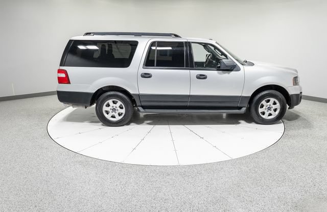 Used 2017 Ford Expedition EL XL w/ Equipment Group 101A AWD/4WD image 31