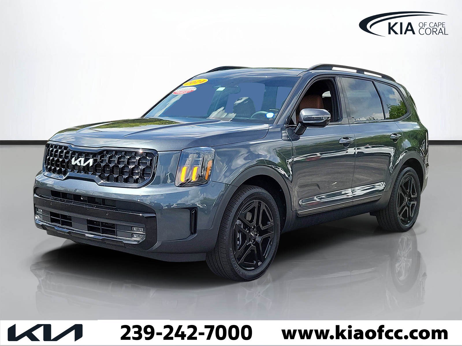 Certified 2024 Kia Telluride SX Prestige X-Line image 3