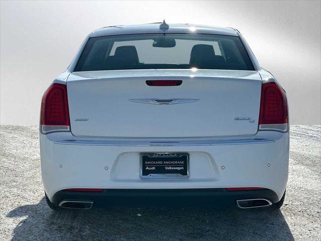 Used 2015 Chrysler 300 C w/ Light Group image 4