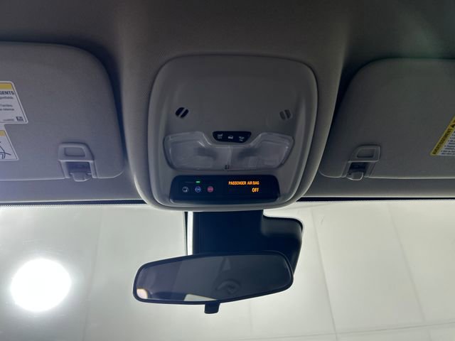 Used 2023 Buick Encore GX Select w/ Sport Touring Package image 25