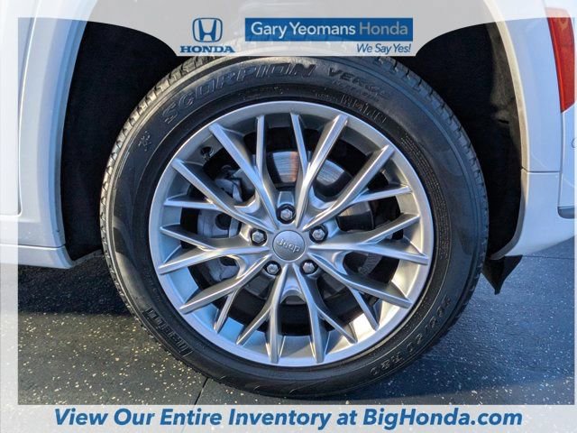 Used 2022 Jeep Grand Cherokee L Summit w/ Luxury Tech Group V image 12